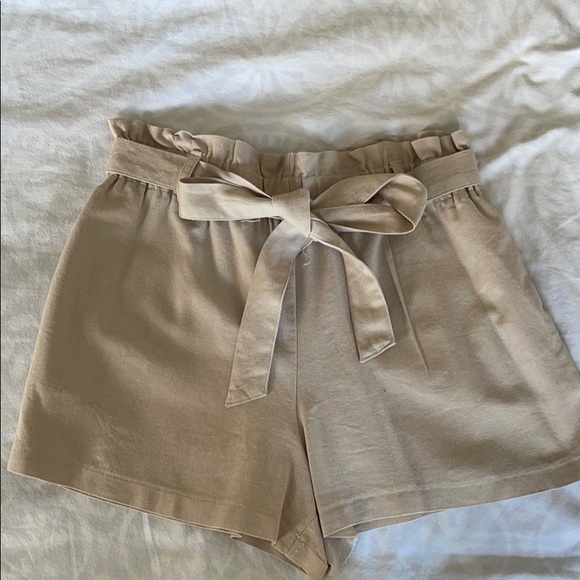 Tan Envelope Shorts - Picture 1 of 3